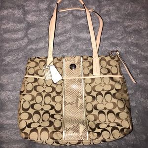 Coach purse